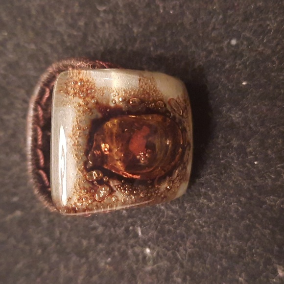 Abstract Glass Ring - Picture 5 of 6
